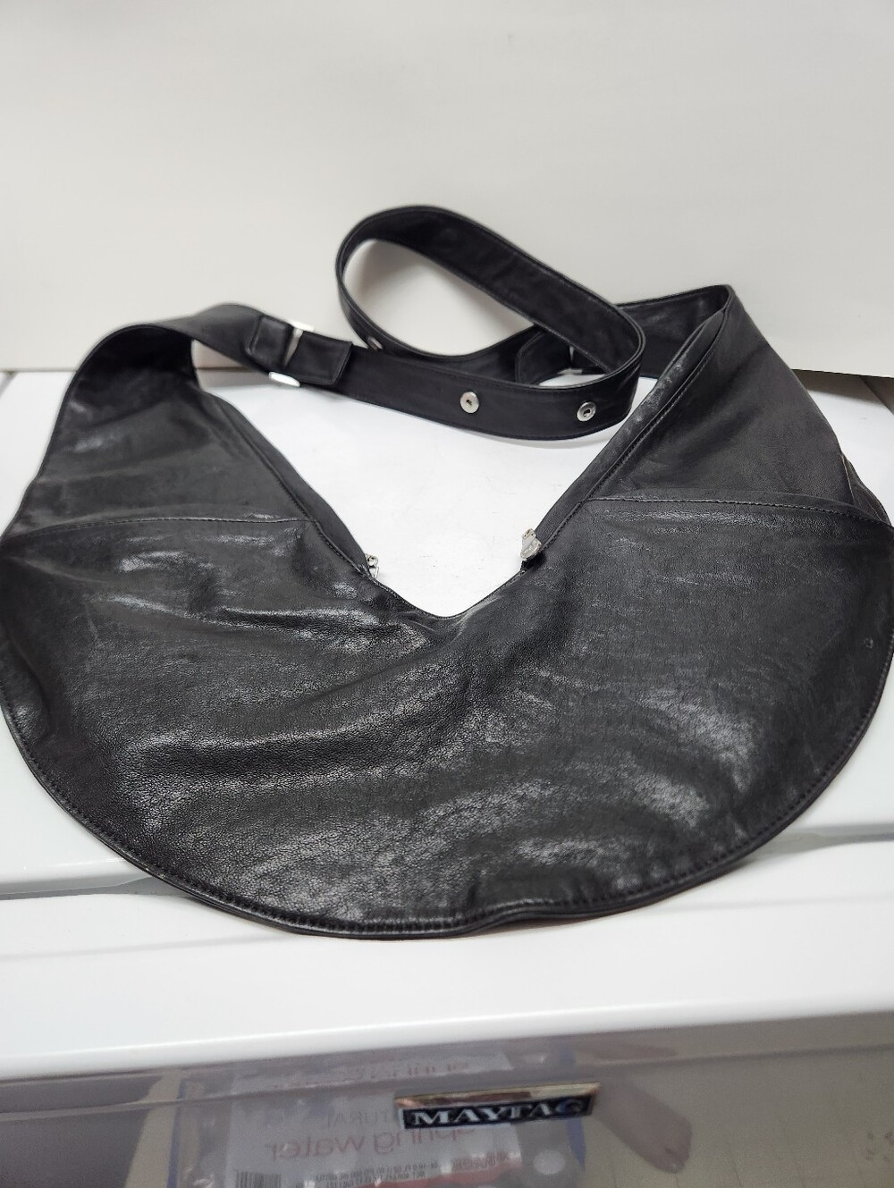 Soft Black Lambb L SASH BAG